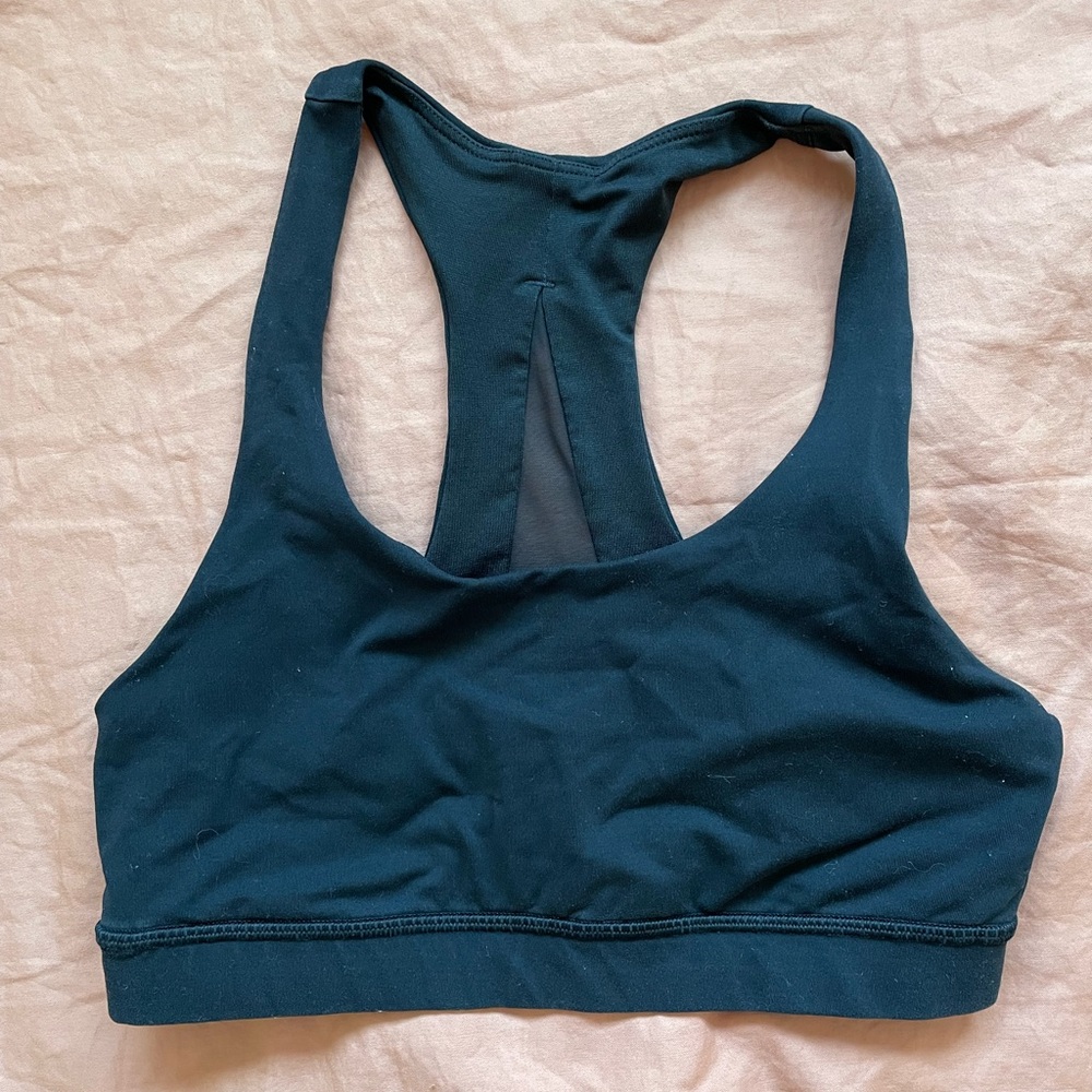 Black Lululemon Athetica Sports Bra — Size 6
